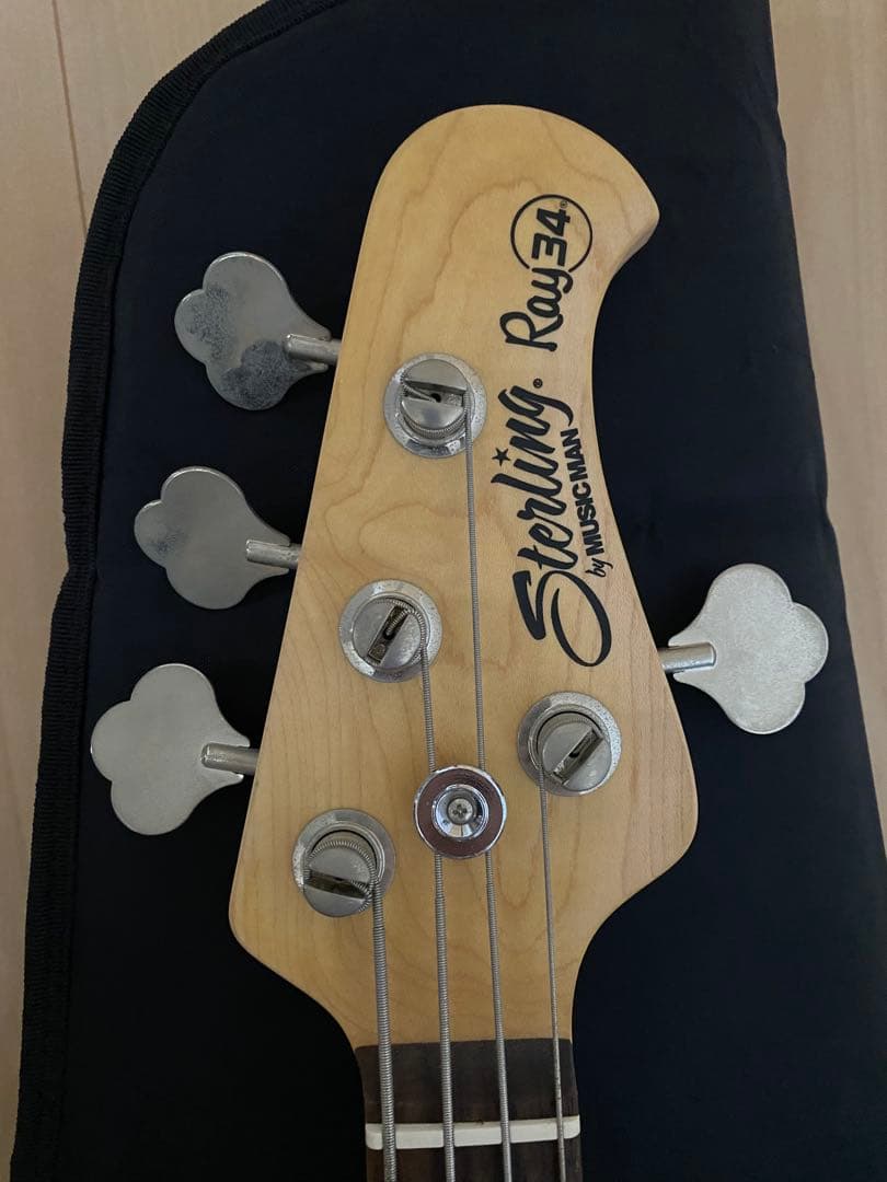 a*読様 スターリン・バイ・ミュージックマンRay34