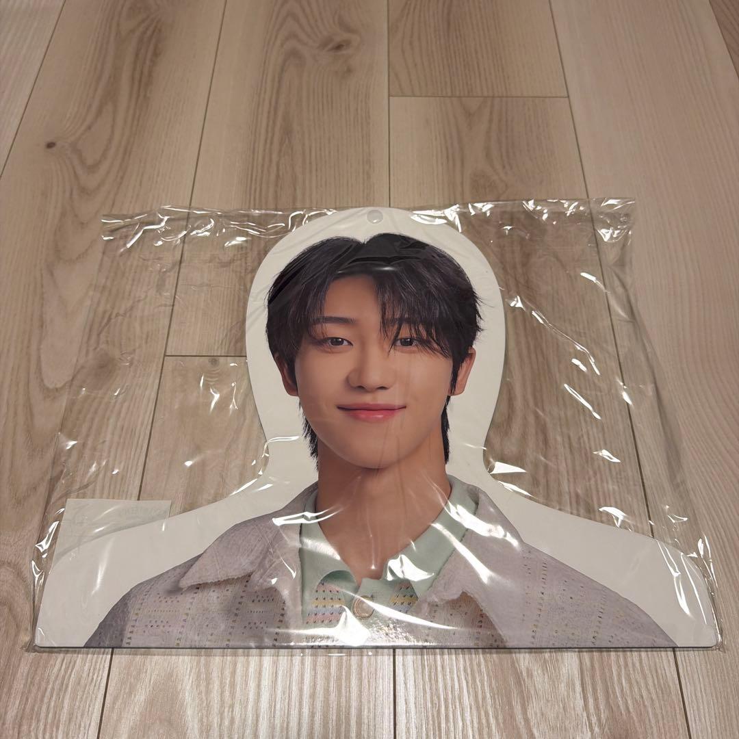 SEVENTEEN The 8  ハンガー アクスタ トレカ 新品