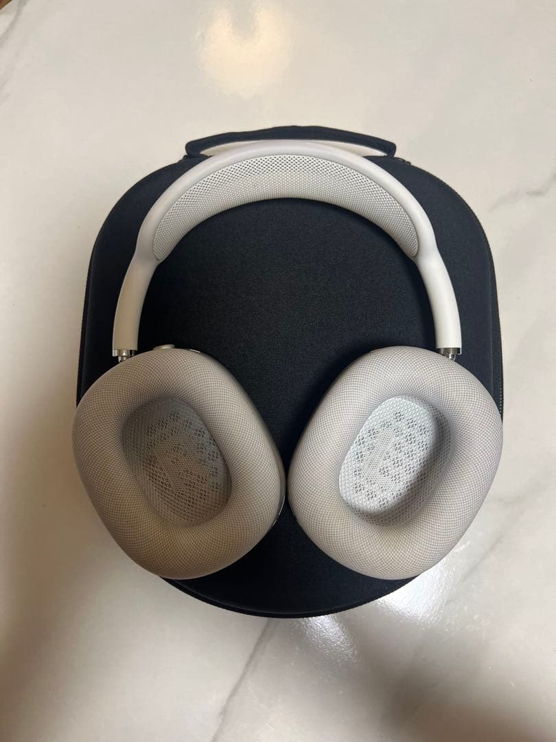 Apple AirPods Max シルバー　第一世代