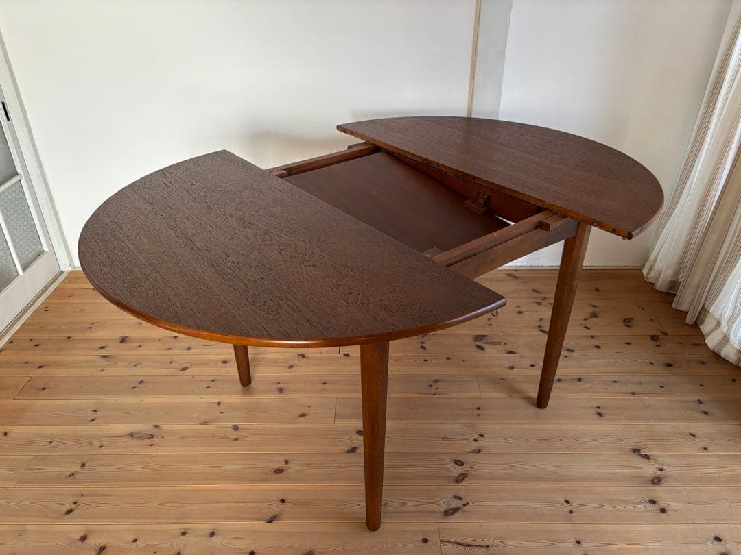 Jentique/ジェンティーク　ラウンドエクステンションテーブル