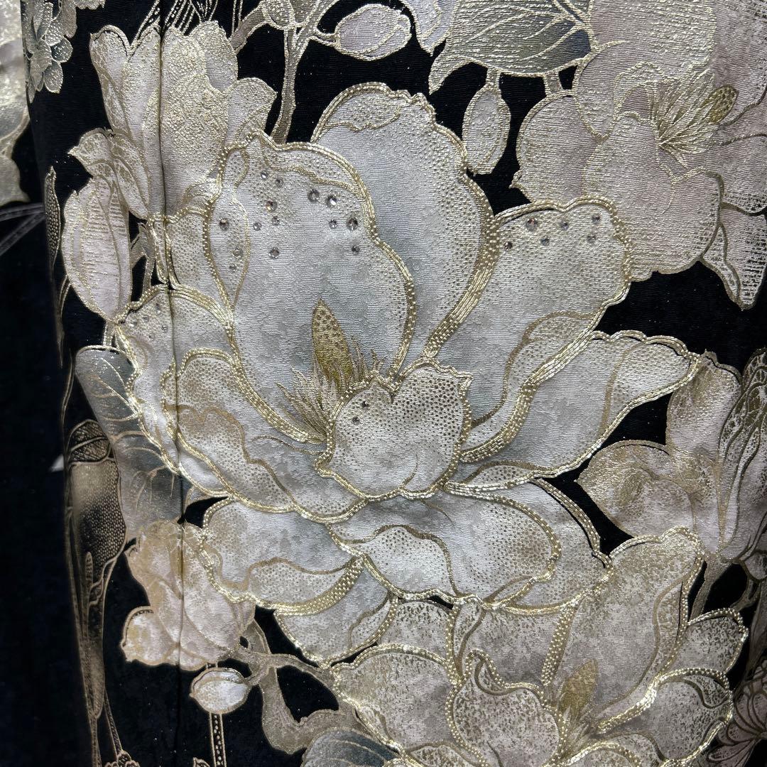 黒ラメ地牡丹や菊の上品な銀彩加工の振袖フルセット