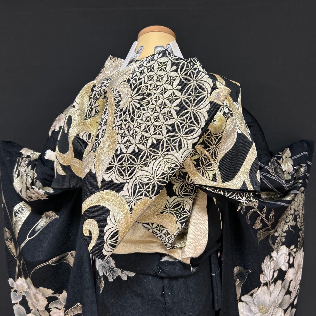 黒ラメ地牡丹や菊の上品な銀彩加工の振袖フルセット
