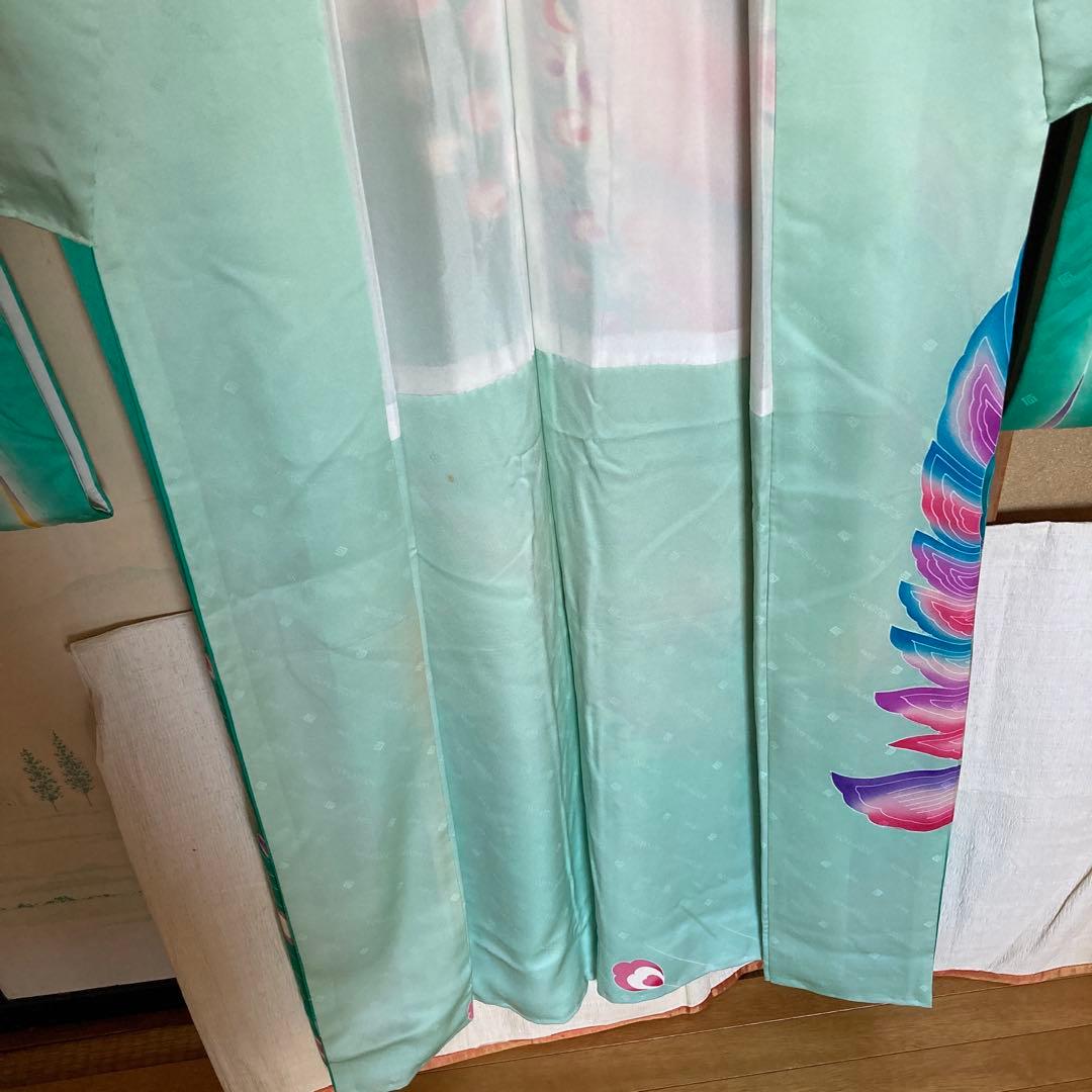 個性的な振袖、ギラ、￼ロッシュ