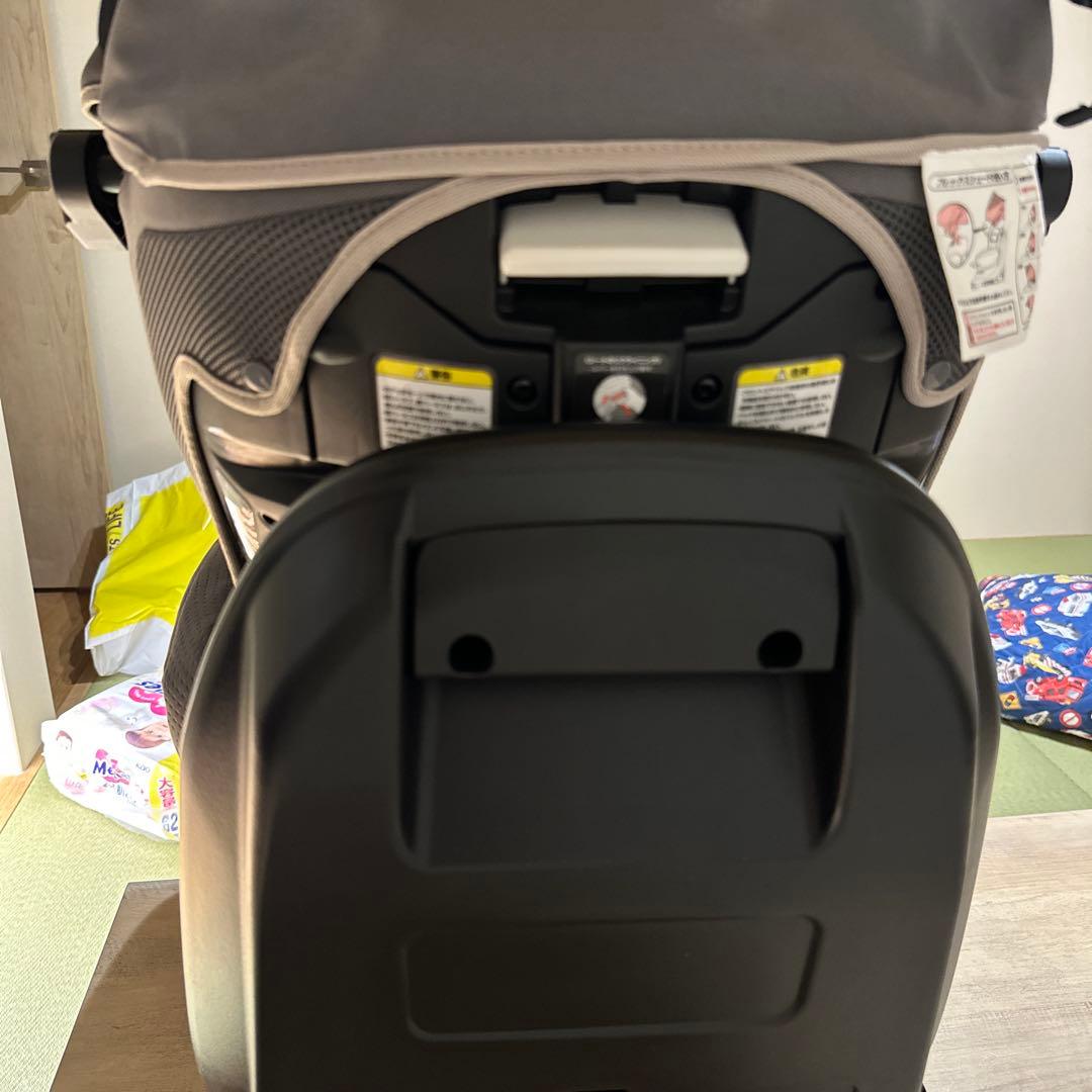 Aprica フラディア　ISOFIX セーフティー
