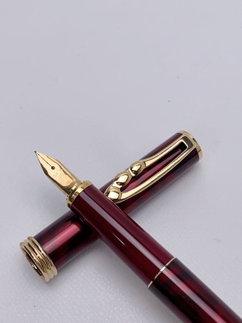 P022 極美品 PLATINUM プラチナ 万年筆 ペン先14K P 細