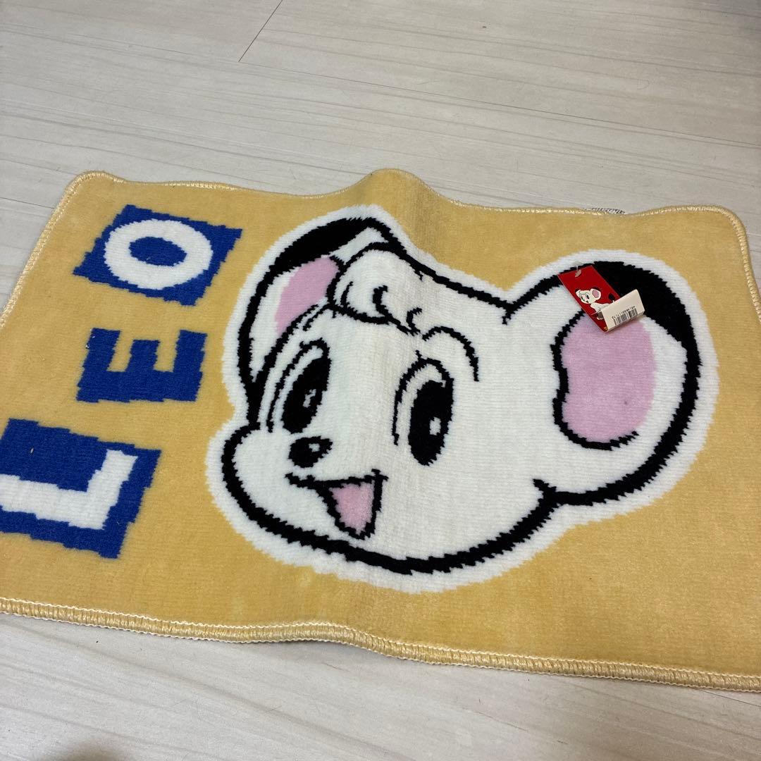 ジャングル大帝　レオ　鉄板アトム　マット