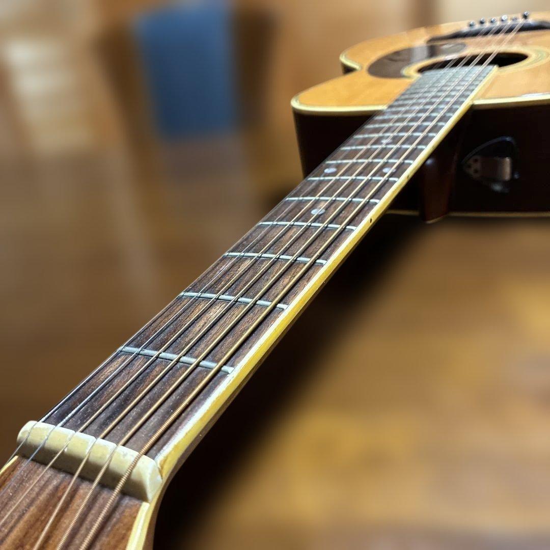 モーリス Morris F-25 アコースティックギター 年代物ハードケース付き