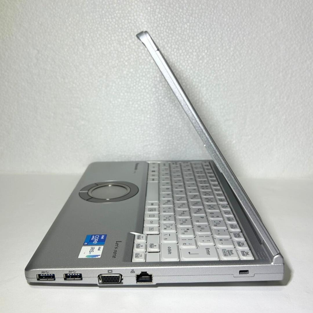 レッツノート SV1✨11世代i5×16GB×SSD256GB✨軽量爆速PC