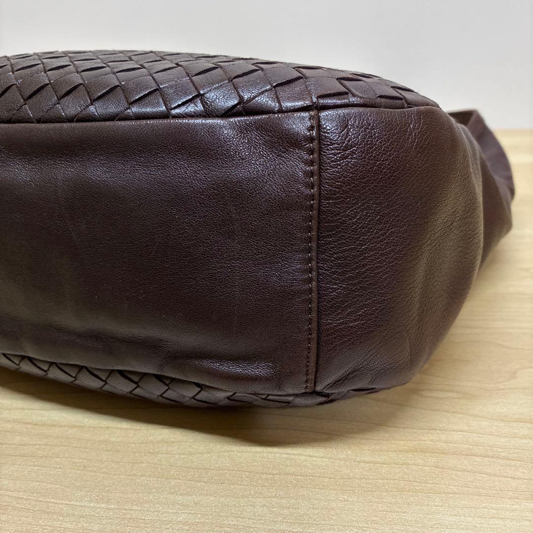 ボッテガヴェネタ　イントレチャート　ショルダーバッグ ワンショルダー　ブラウン