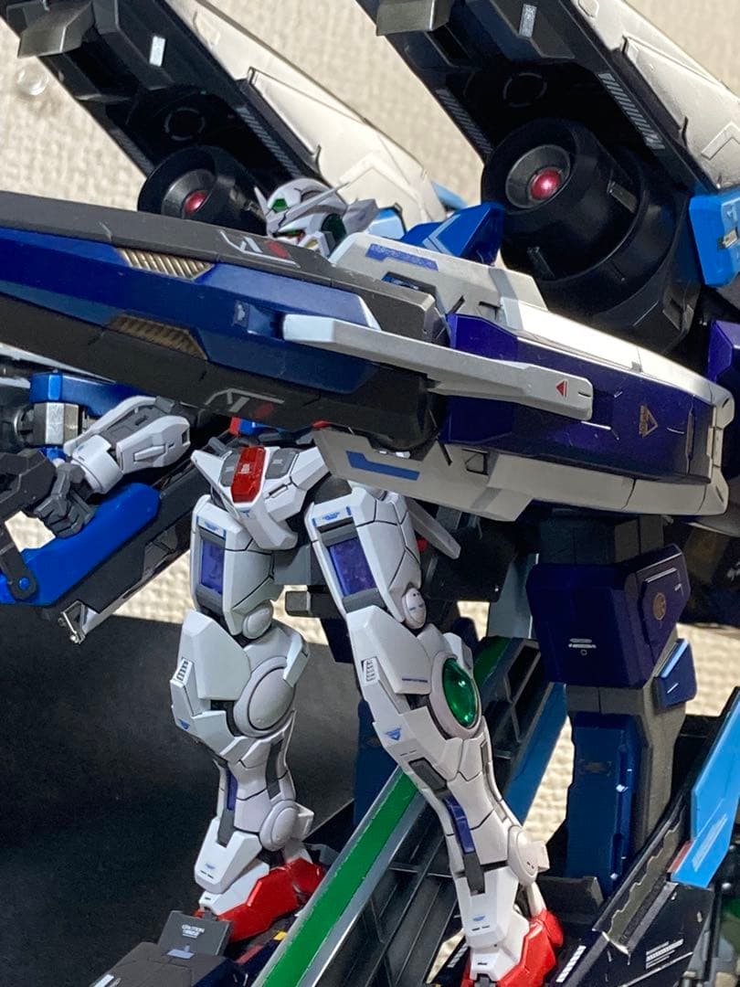gnアームズ　RGエクシア　完成品　全塗装