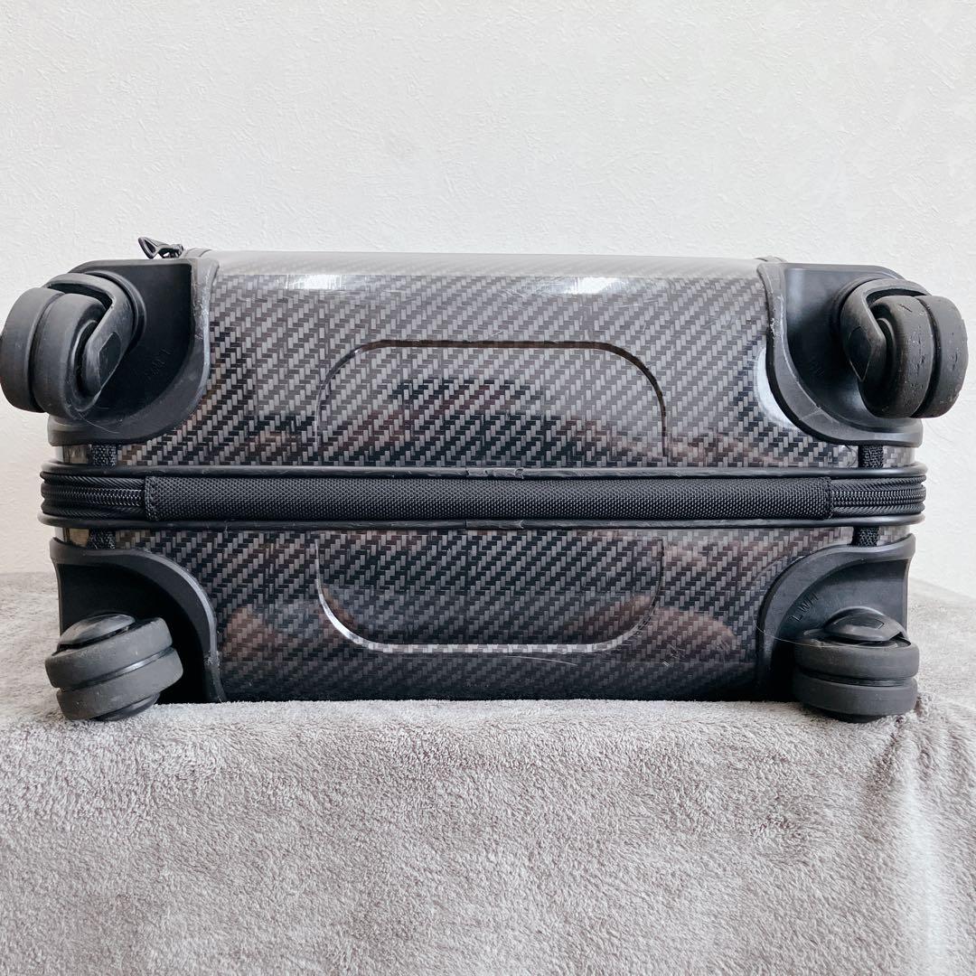 TUMI トゥミ ツミ キャリーケース スーツケース　４輪