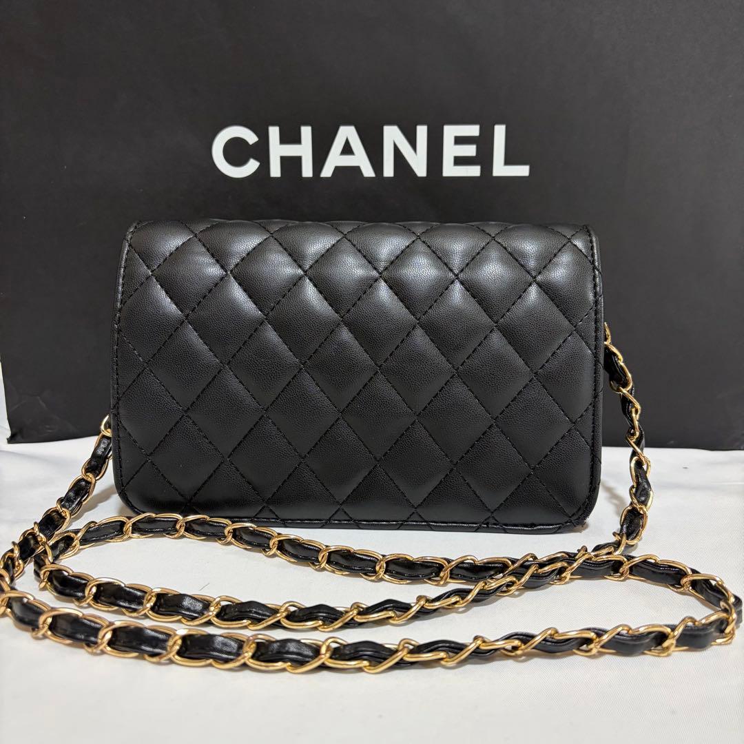 CHANEL ショルダーバッグ ノベルティ