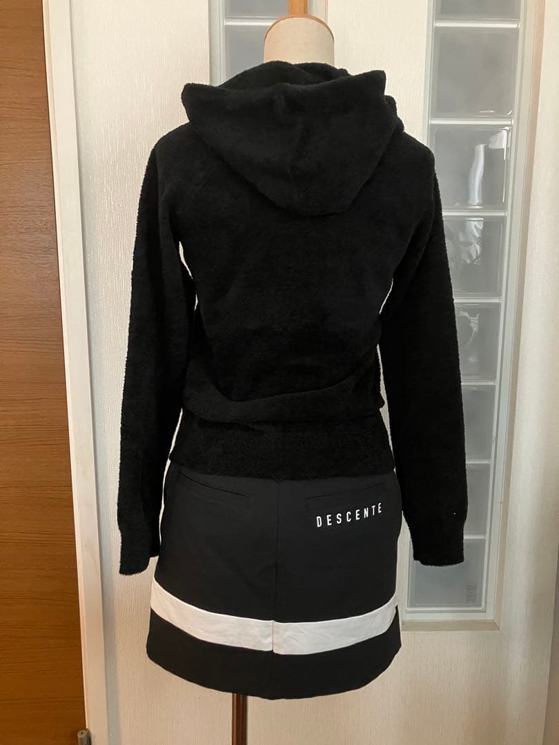 デサント　モールニットパーカー　ジップアップ　ブラック