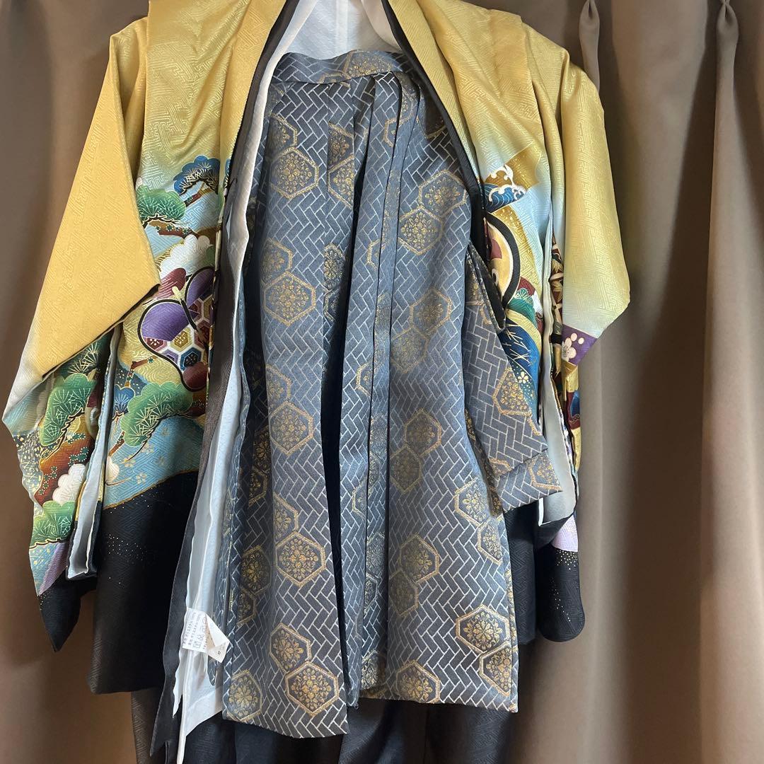 七五三用 金色と黒の着物　5歳児　七五三　着物