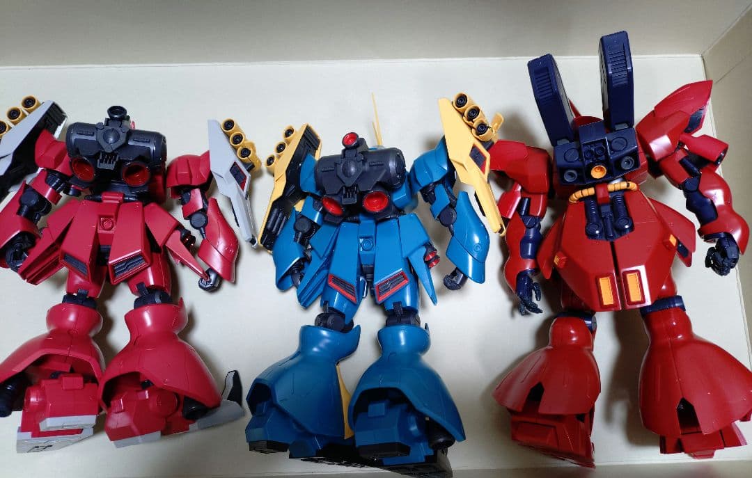 RE/100ヤクトドーガ、MGサザビー(初期)セット