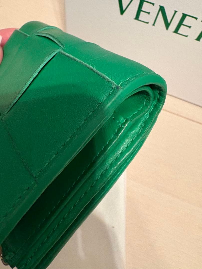 正規品　BOTTEGA VENETA ボッテガ　カセット　二つ折り財布