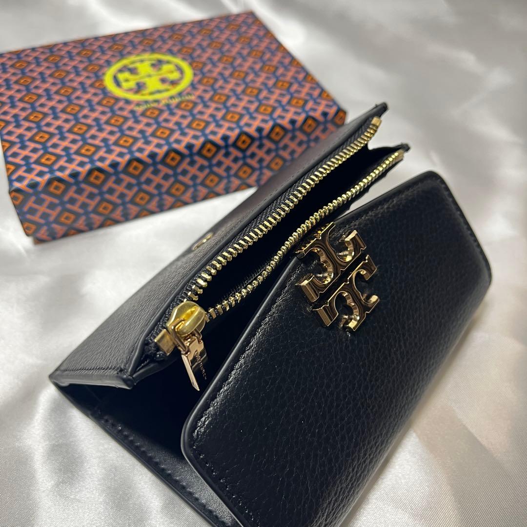 新品 TORY BURCH ブラック 三つ折り財布 箱付き