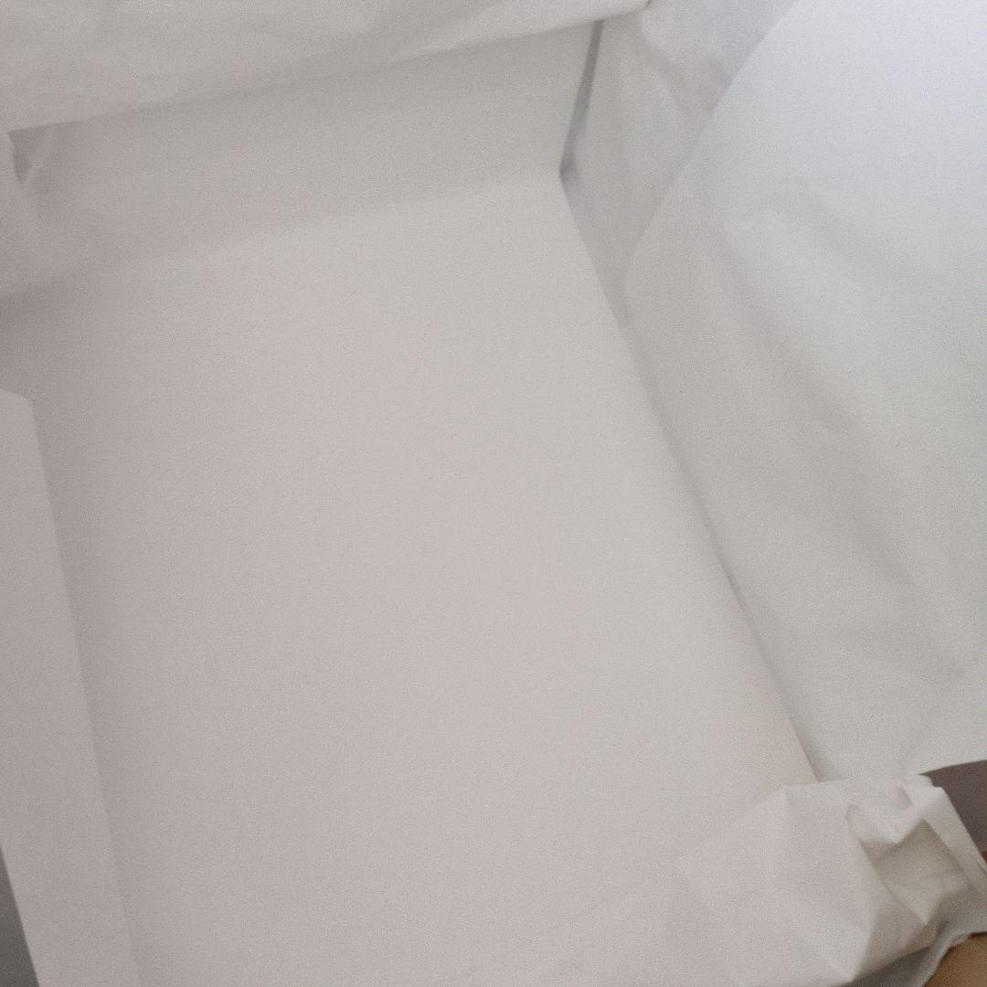 ②エルメス　カバン用大きな空箱とリボン