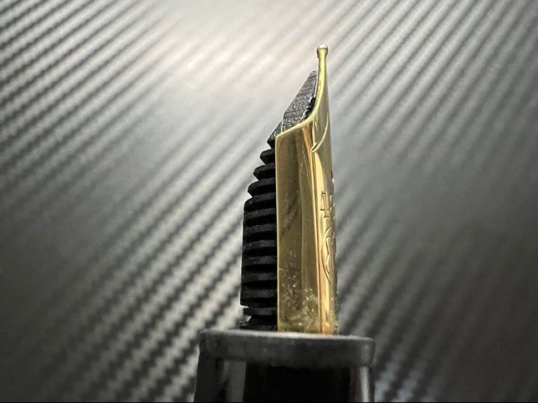 モンブラン マイスターシュテュック 146 万年筆 18C 全金 M 中字