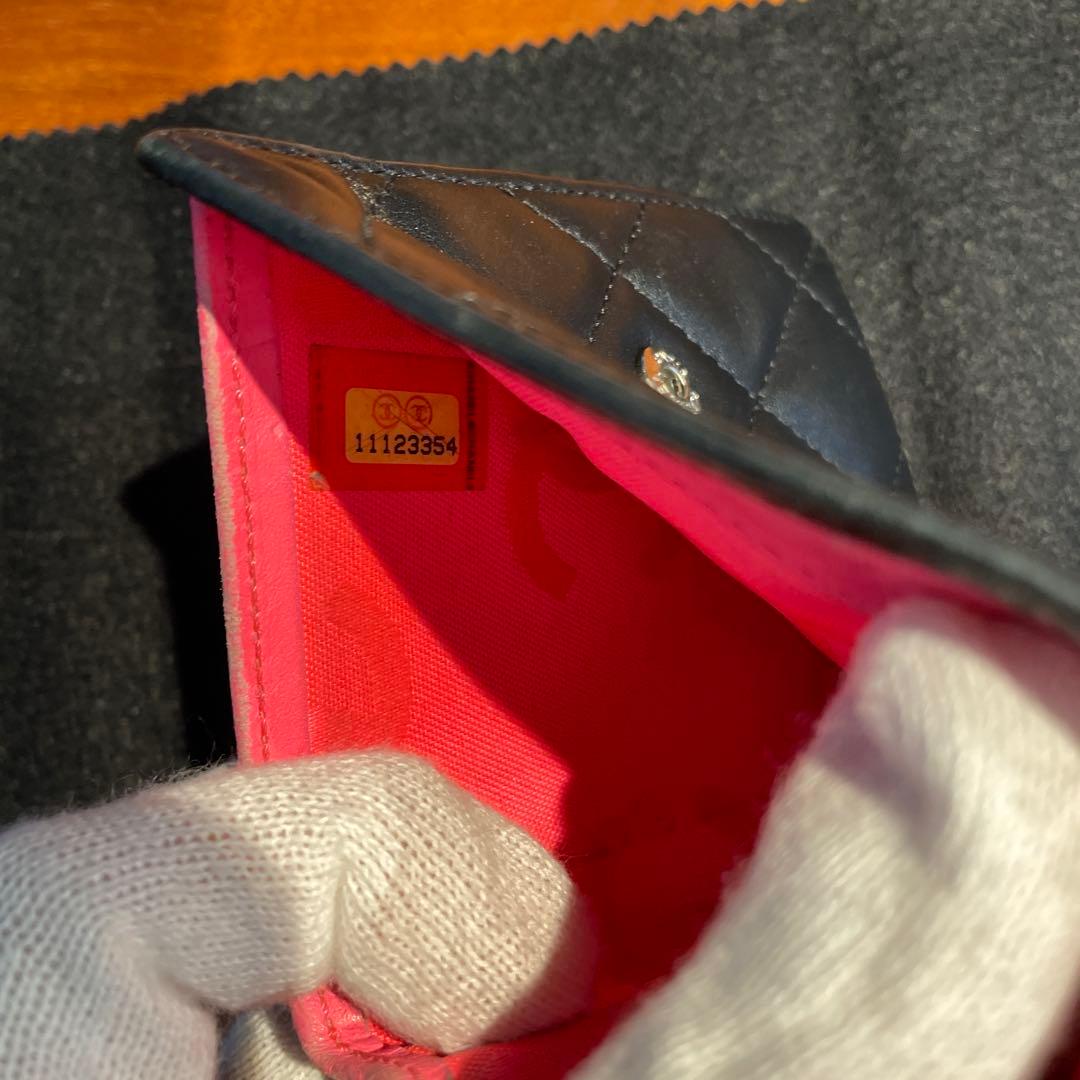 シャネル　CHANEL カンボンライン　二つ折り財布　がま口　ブラック　レザー