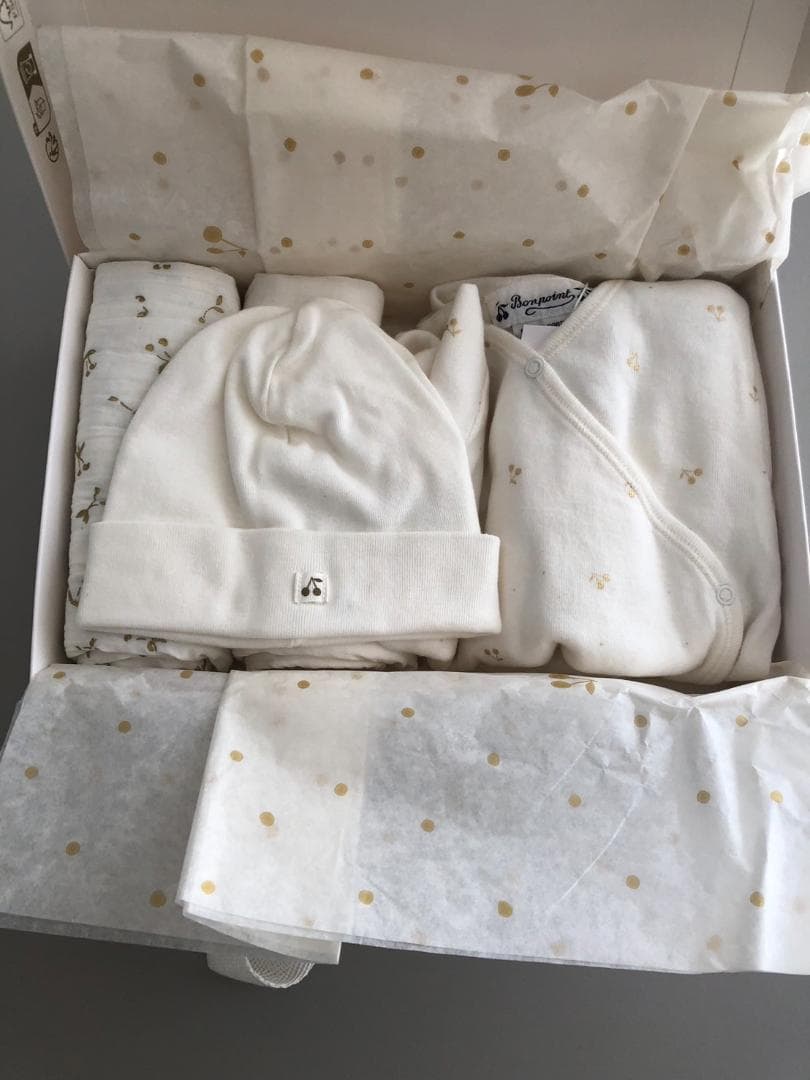 Bonpoint♡プレミアムナイトコフレ（ボックス）♡3M♡箱に凹み等あり