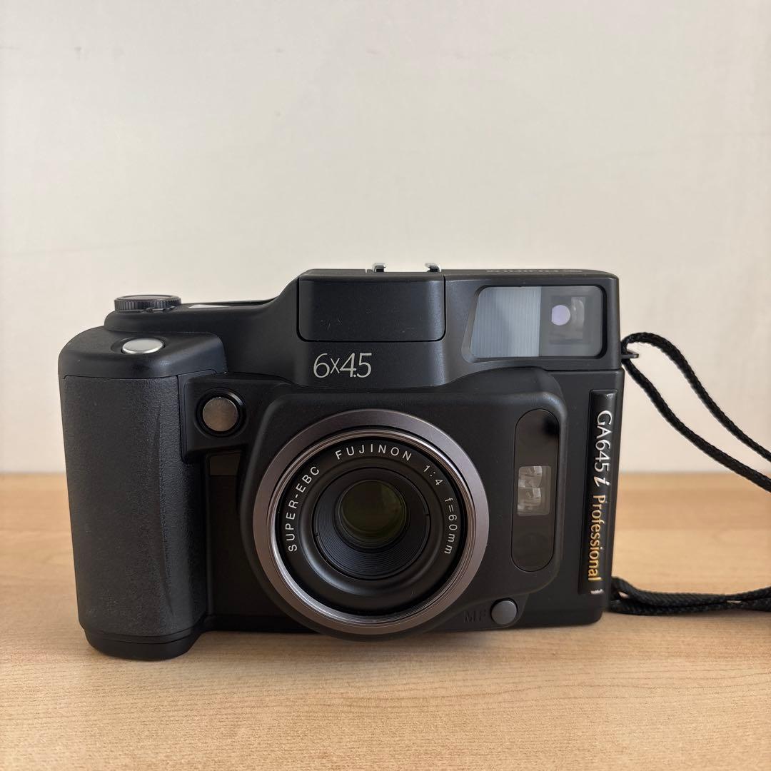 FUJI GA645i Professional 6x45フィルムカメラ