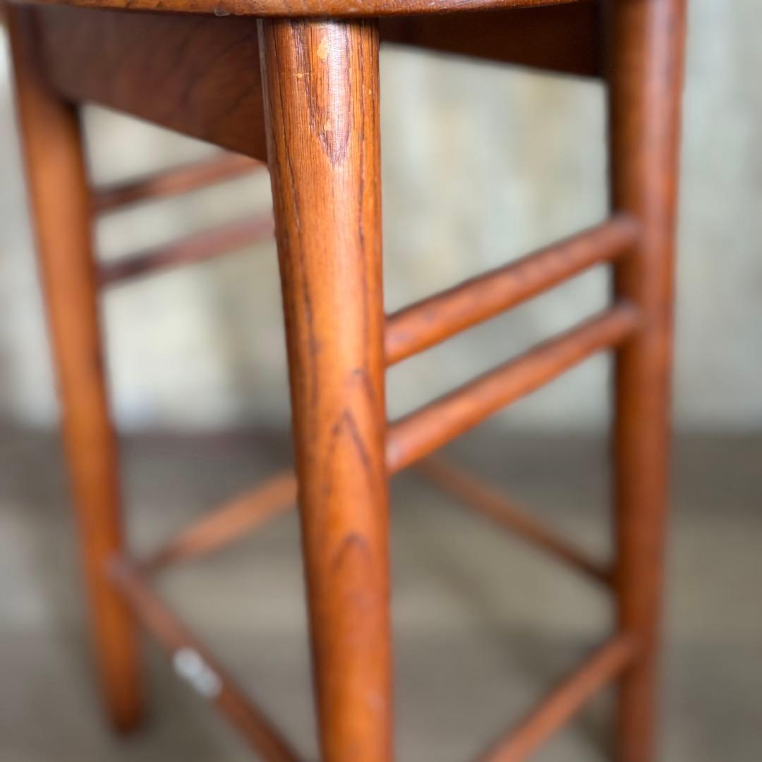 オールドカリモク　ヴィンテージ　スツール　②