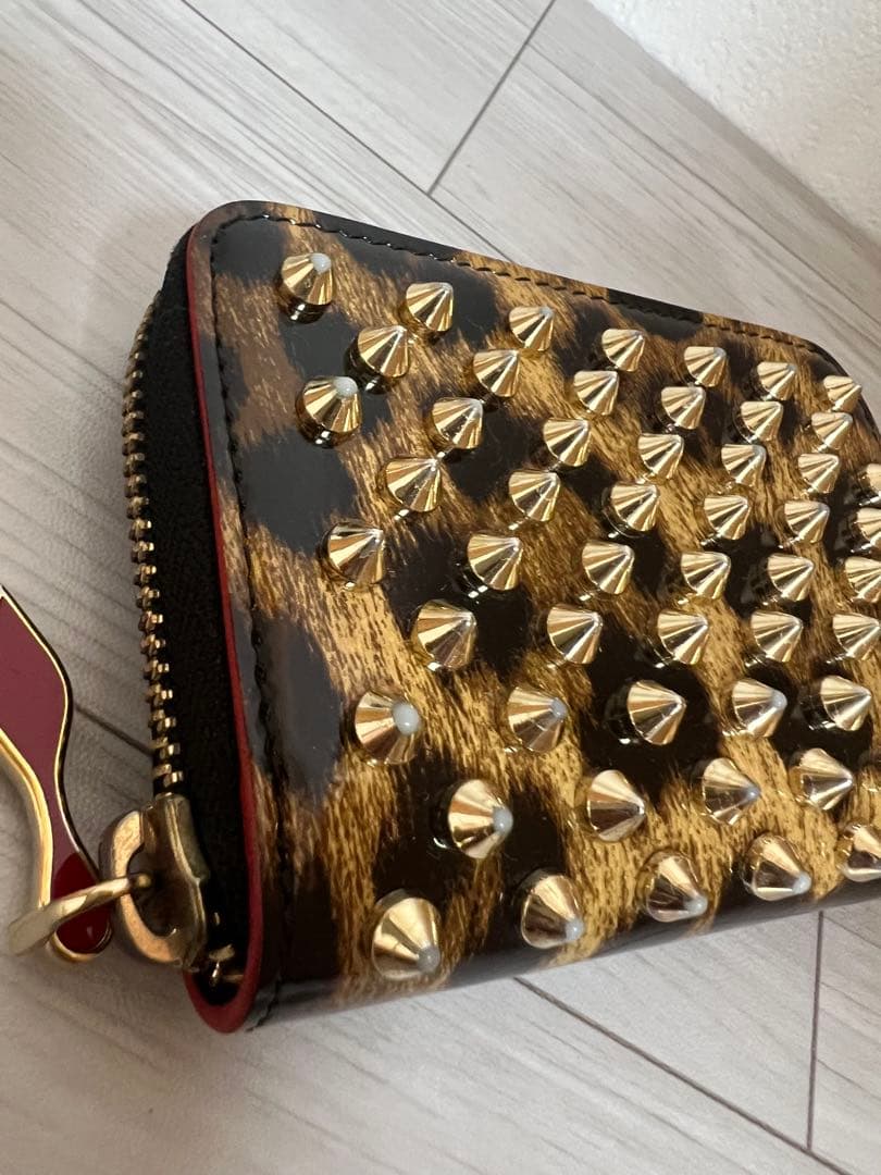 【Christian Louboutin】クリスチャンルブタン ケース