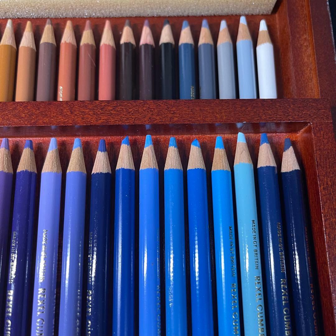 A861⭐︎美品 DERWENT ダーウェント 色鉛筆 72色 木箱入 イギリス