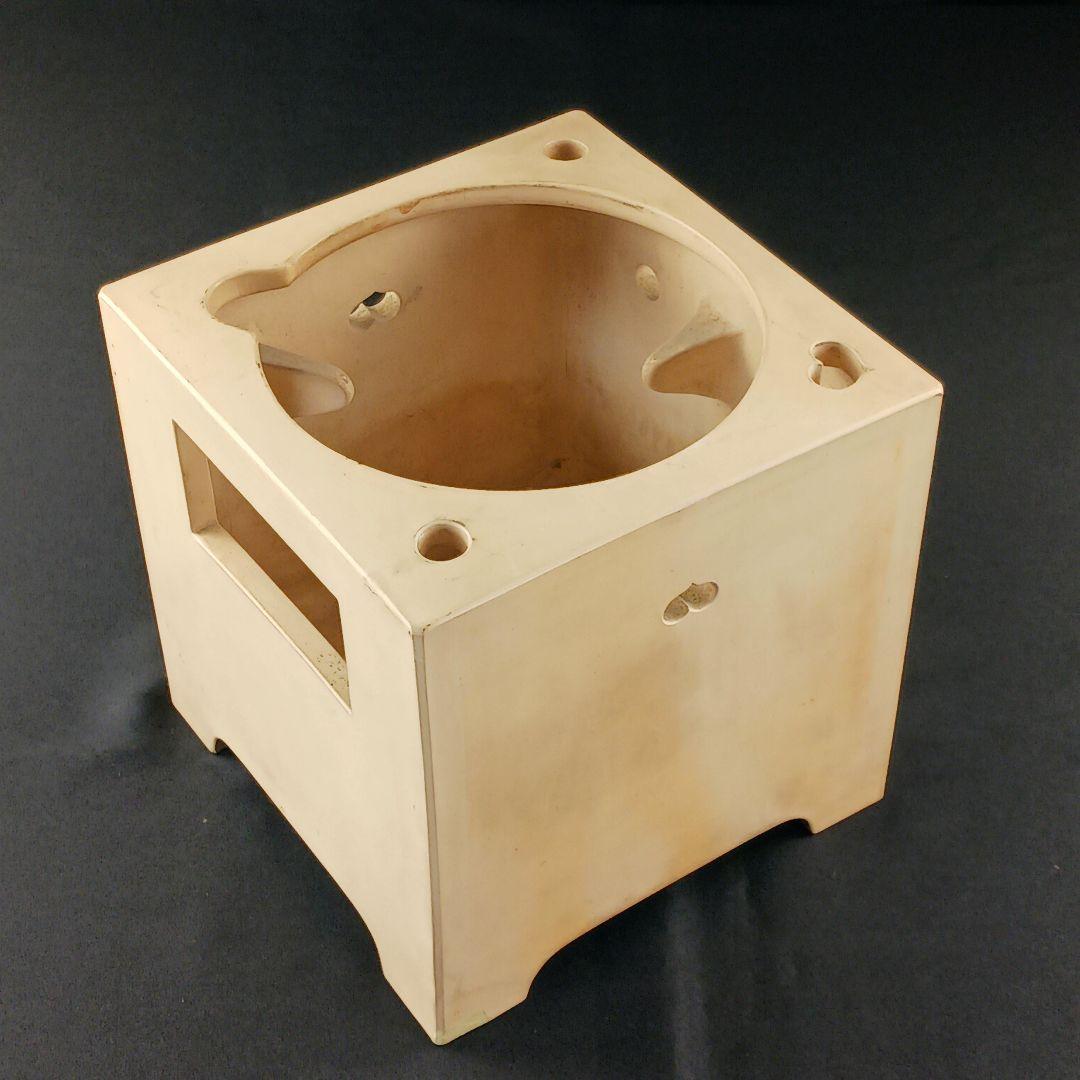 Y2522 角涼炉 本湊焼 吉左衛門造 角印 高さ19.5㎝ 19×19㎝　ma