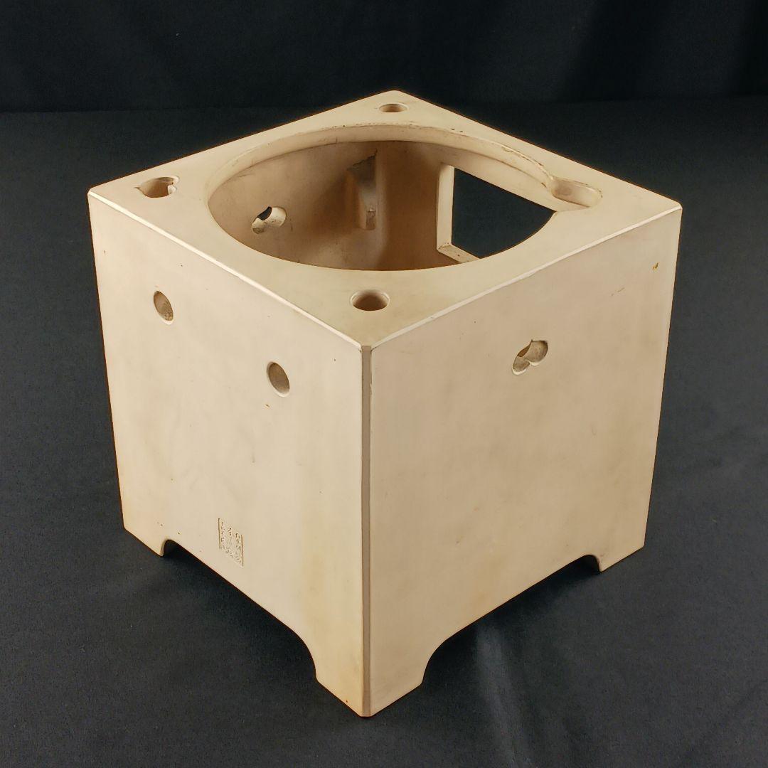 Y2522 角涼炉 本湊焼 吉左衛門造 角印 高さ19.5㎝ 19×19㎝　ma