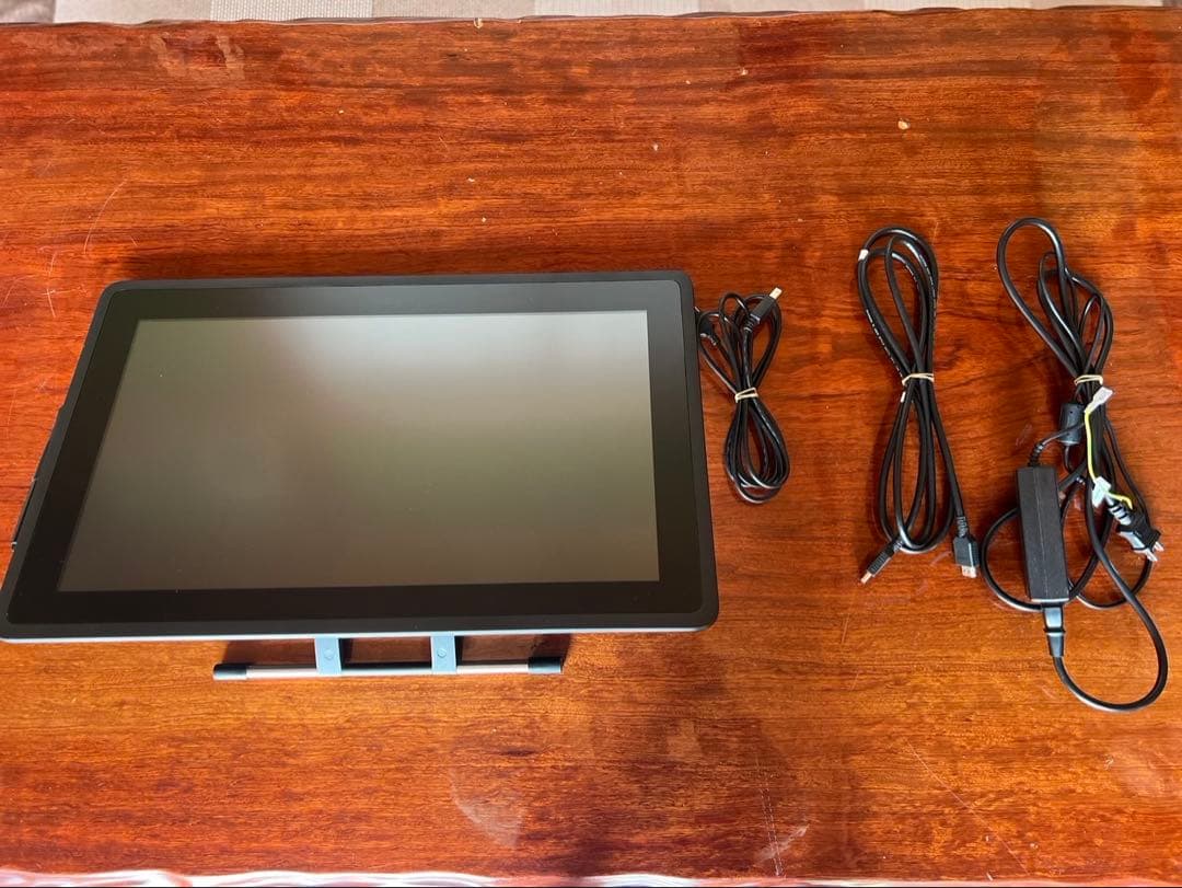 ディスプレイ・モニター本体 Wacom Cintiq22 (DTK2260K0D)