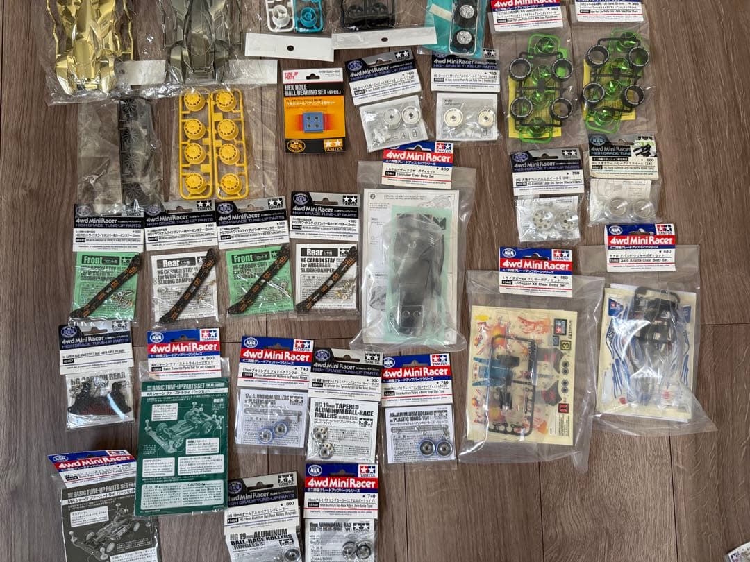 ミニ四駆　グレードアップパーツシリーズ　未使用　品詰合　スライドダンパーカーボン