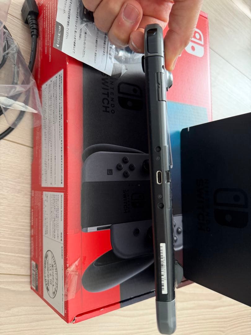 Nintendo switch 本体 任天堂 スイッチ メモリ　256GB付