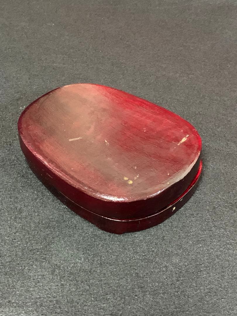 中国古硯　端渓硯　石筋模様　木箱入り　未使用品　梅に鳥彫刻　石目硯石　古硯