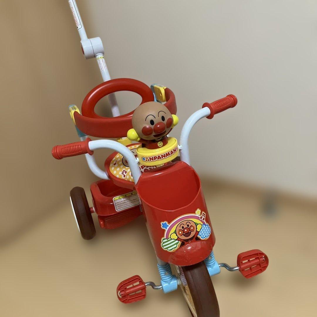 アンパンマン 三輪車 赤