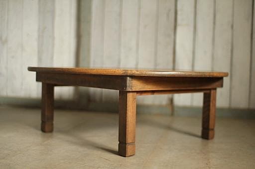 雰囲気の良い古い木製丸テーブル　ちゃぶ台　天然木　古家具　古民家　古道具