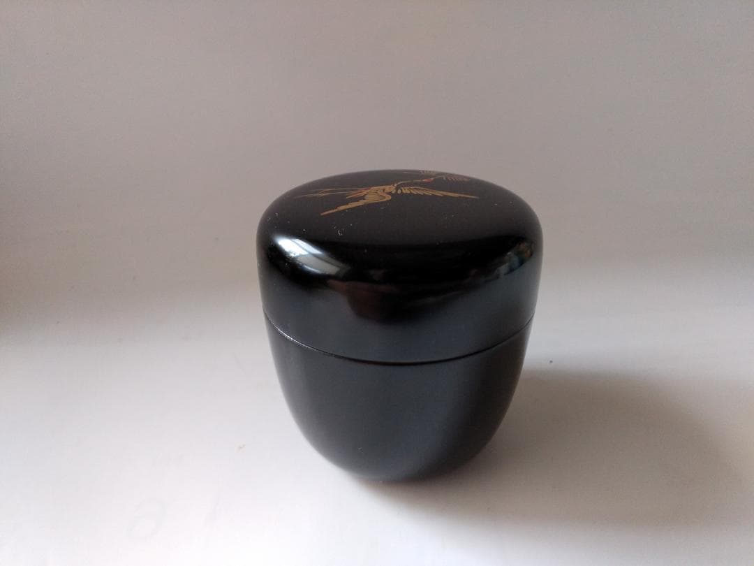 茶道具 茶器 黒塗 松喰鶴蒔絵 中棗 牧田芳祥 作 漆器 抹茶 棗 共箱 美品