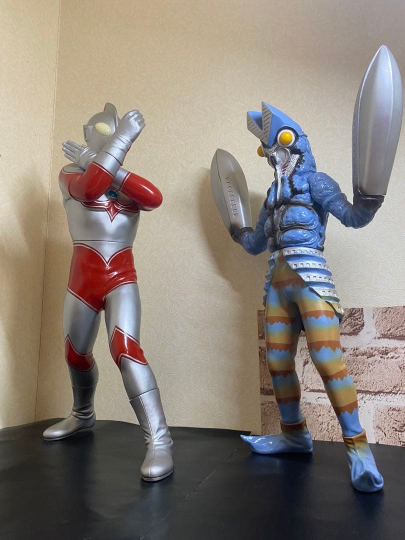 【美品】帰ってきたウルトラマン　バルタン星人　40cmフィギュア　エレキング