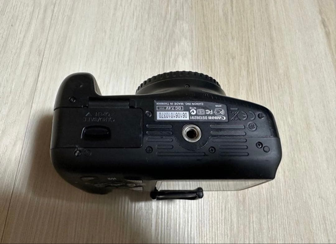 Canon キャノン デジタル一眼レフカメラ EOS Kiss X50