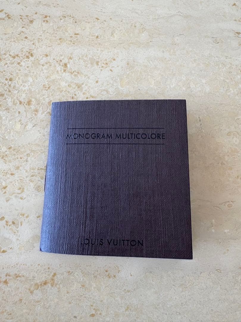 ルイヴィトン マルチカラー ポルトモネビエカルト クレディコンパクト白3折り財布