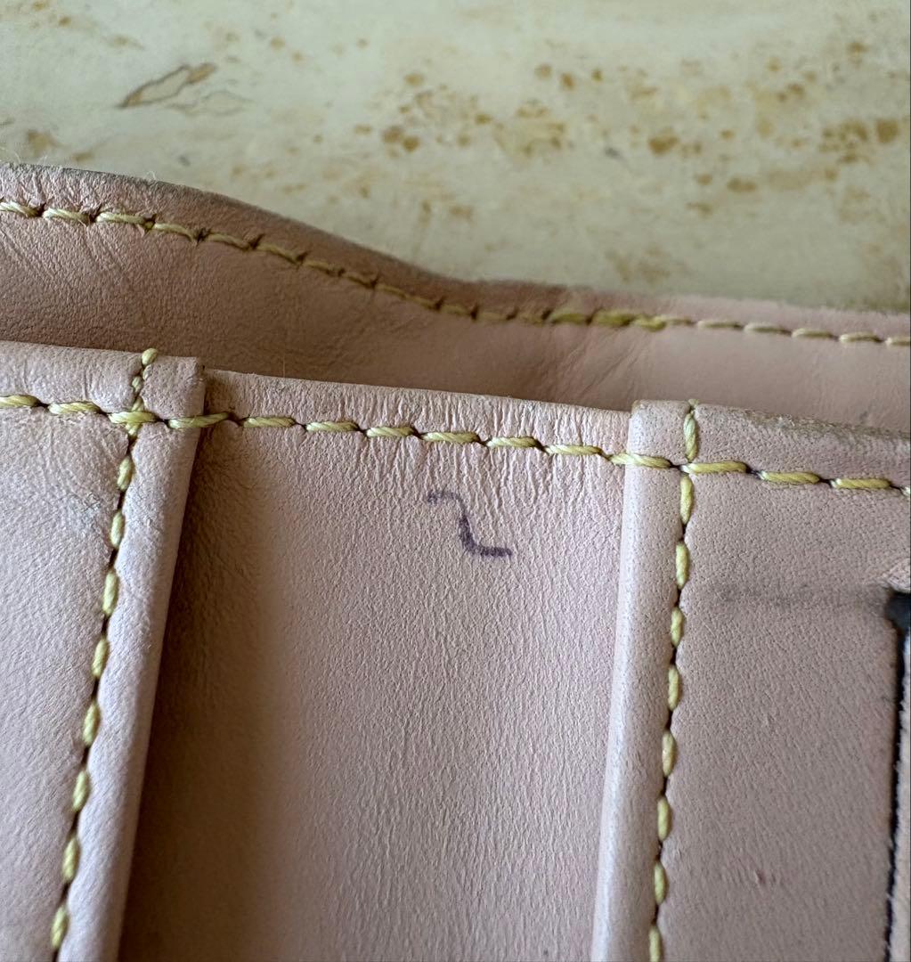 ルイヴィトン マルチカラー ポルトモネビエカルト クレディコンパクト白3折り財布