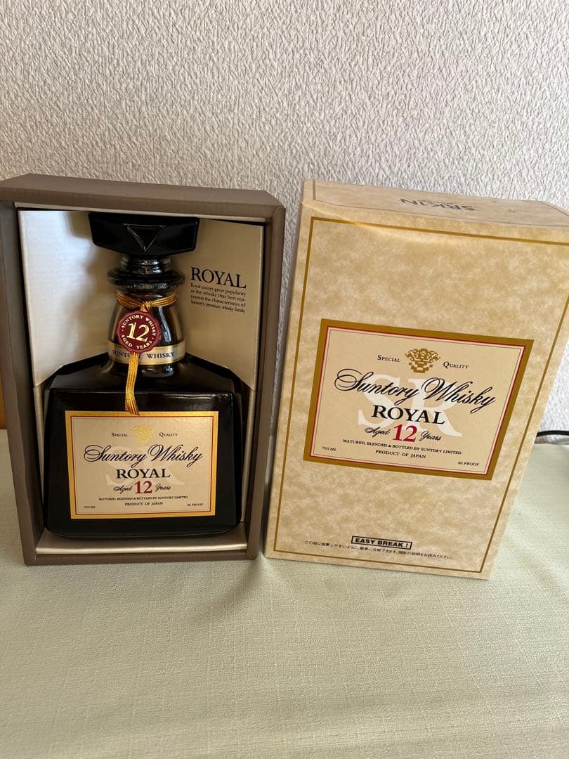 古酒　サントリーウイスキー ロイヤル 12年