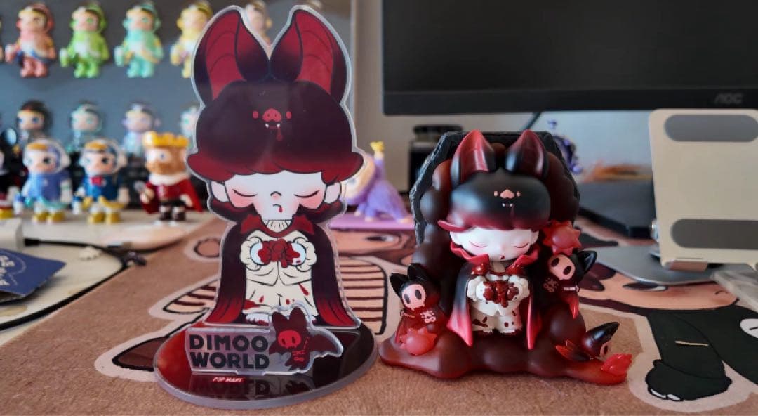 ぬいぐるみ DIMOO EMBRACE THE SUN FIGURE