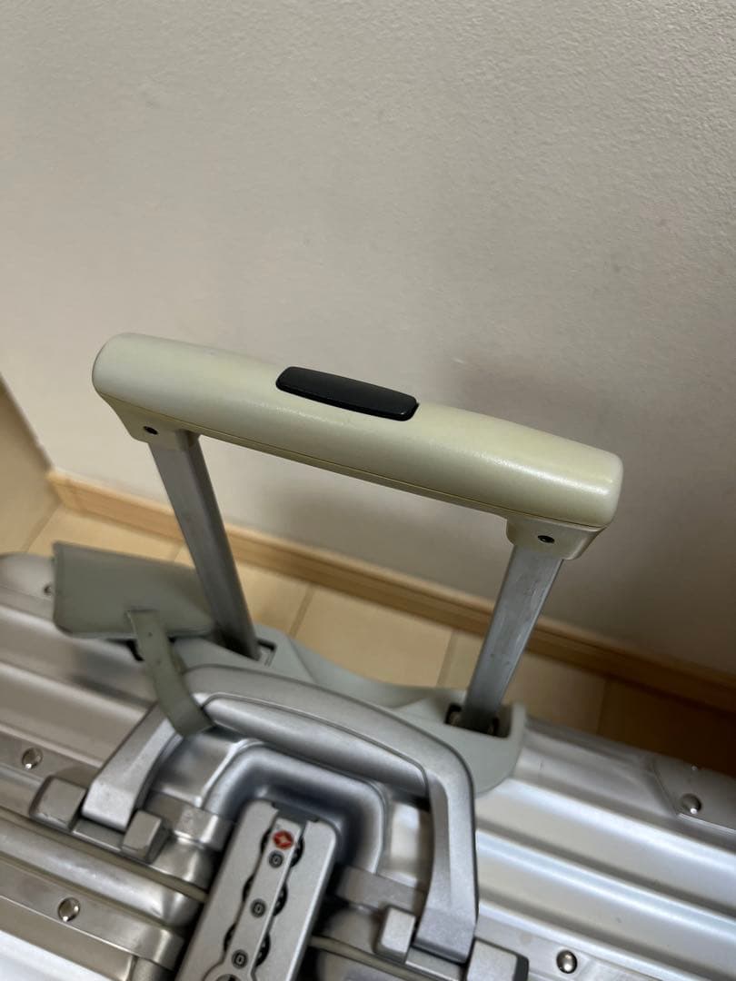 RIMOWA トパーズ トロリー 23L キャリーケース 2輪 機内持ち込み
