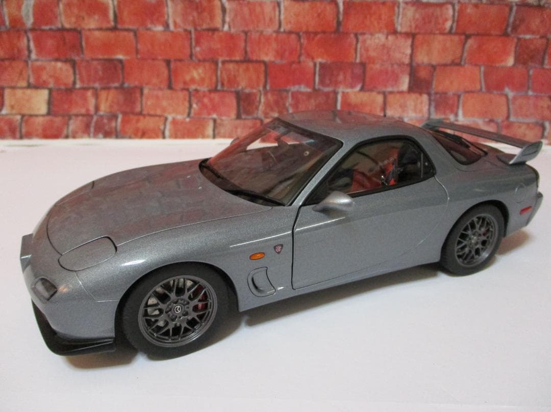 オートアート　Mazda RX-7 (FD) Spirit R Type A