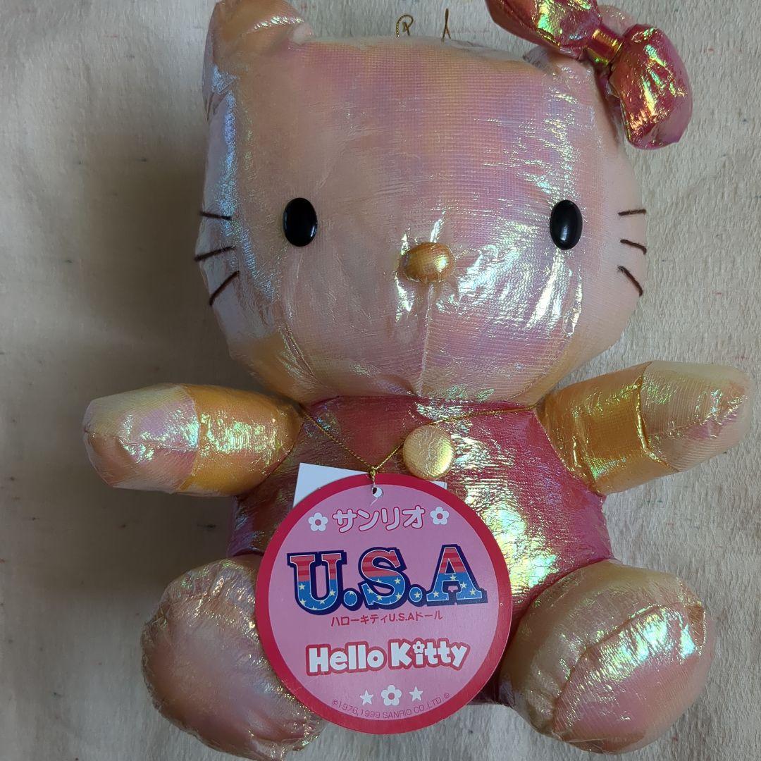 キティちゃんのぬいぐるみ　タグに汚れあり