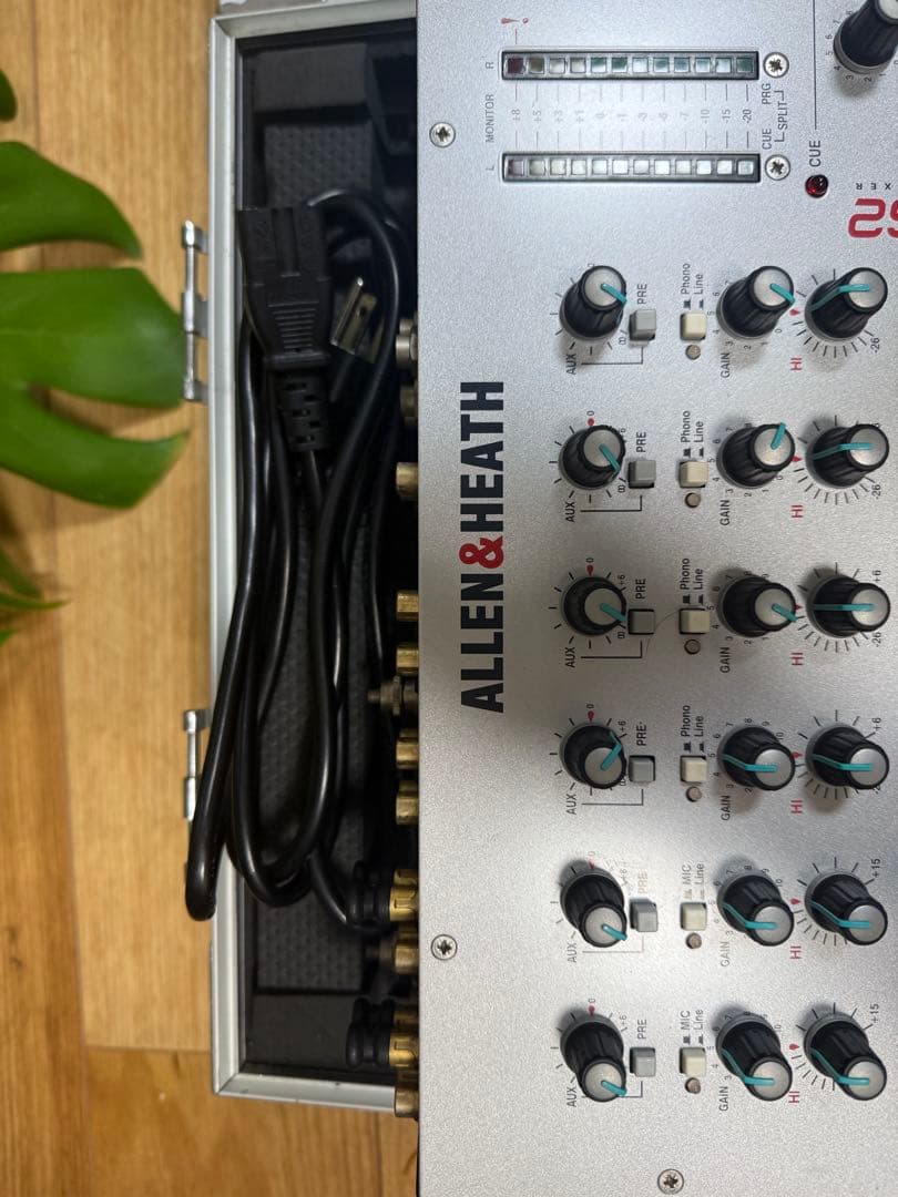 ALLEN & HEATH XONE:62 アナログミキサー