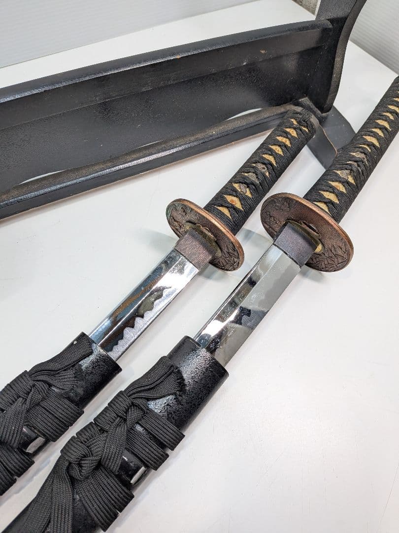 P930 ​【迫力】模造刀 居合刀 大小2本セット 黒石目 樋入り コスプレ