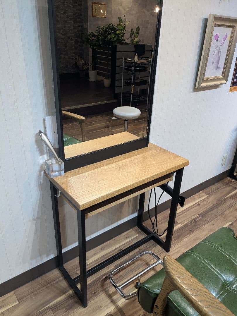 美容室のセット面